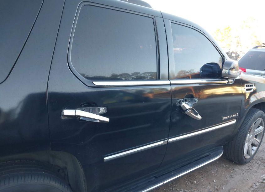 Photo 6 of 2007 Cadillac Escalade STANDARD (VIN 1GYFK63857R402637)