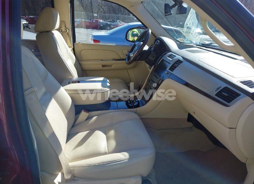 Photo 5 of 2007 Cadillac Escalade STANDARD (VIN 1GYFK63867R402467)