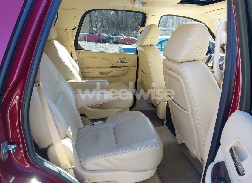 Photo 8 of 2007 Cadillac Escalade STANDARD (VIN 1GYFK63867R402467)