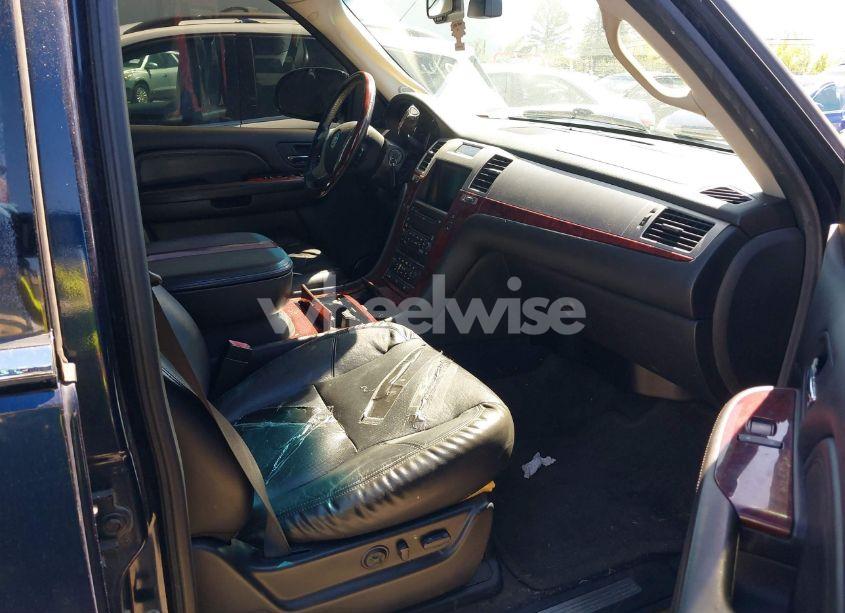 Photo 5 of 2008 Cadillac Escalade STANDARD (VIN 1GYFK63868R240633)