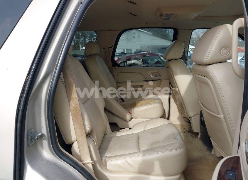 Photo 7 of 2007 Cadillac Escalade STANDARD (VIN 1GYFK63877R269198)