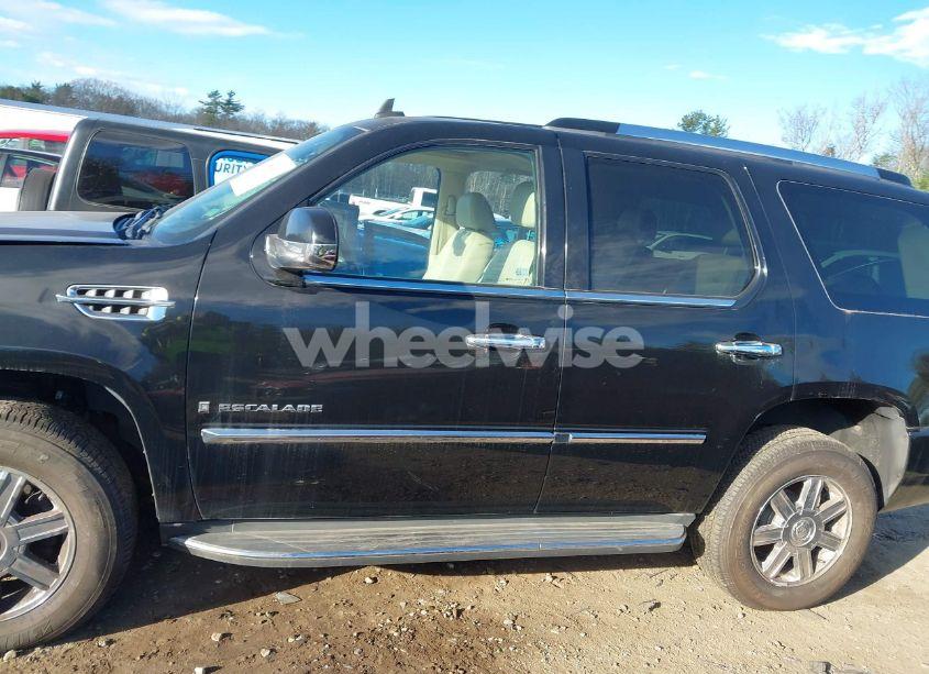 Photo 14 of 2007 Cadillac Escalade STANDARD (VIN 1GYFK63877R299382)