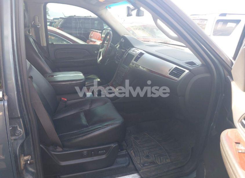 Photo 5 of 2008 Cadillac Escalade STANDARD (VIN 1GYFK63878R233500)