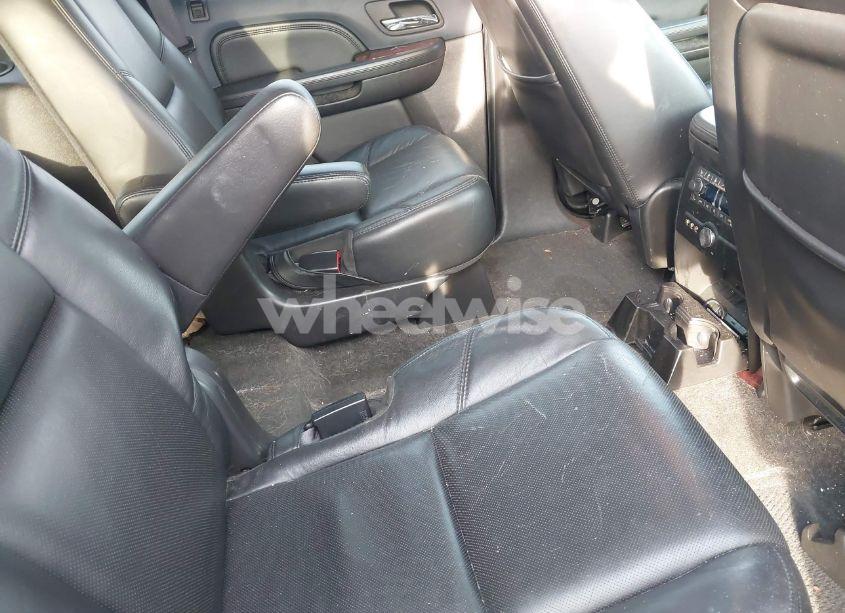 Photo 8 of 2008 Cadillac Escalade STANDARD (VIN 1GYFK63878R253388)