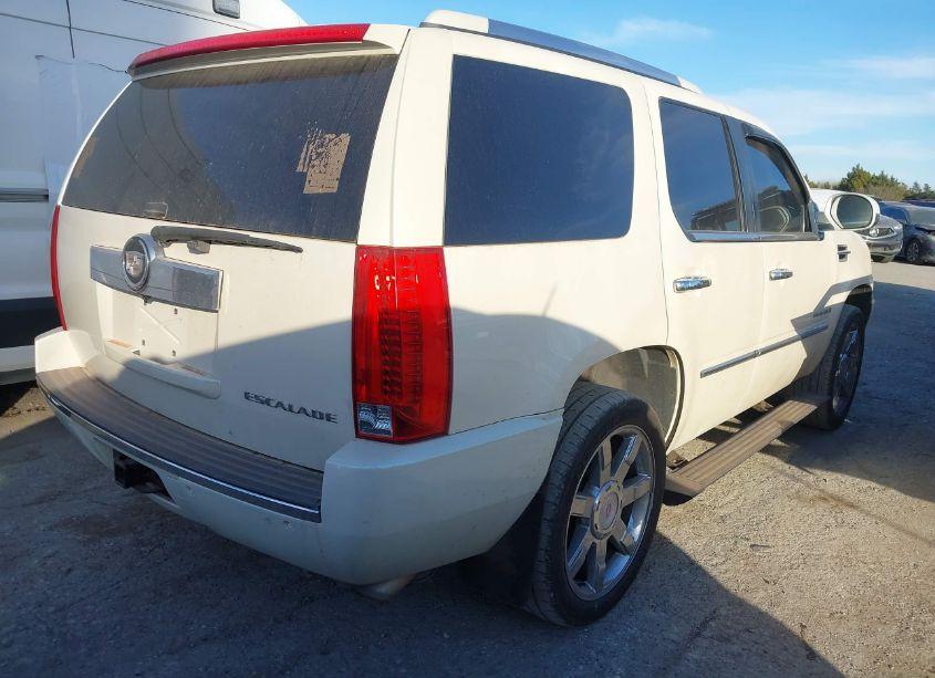 Photo 4 of 2008 Cadillac Escalade STANDARD (VIN 1GYFK63888R265954)
