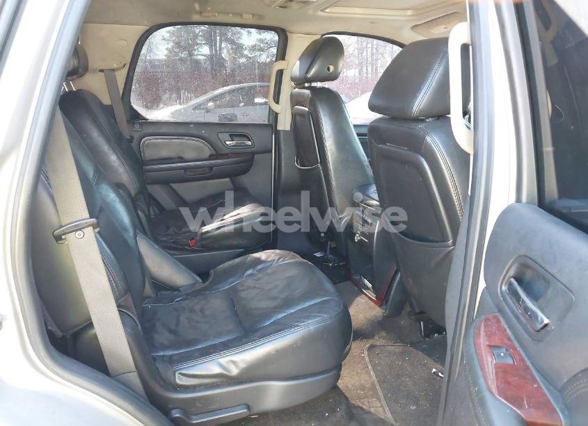 Photo 8 of 2007 Cadillac Escalade STANDARD (VIN 1GYFK63897R423930)