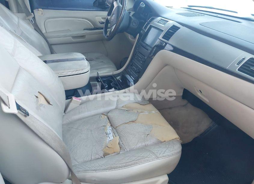 Photo 5 of 2007 Cadillac Escalade STANDARD (VIN 1GYFK638X7R143837)