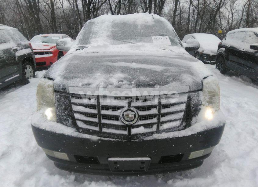 Photo 12 of 2007 Cadillac Escalade STANDARD (VIN 1GYFK638X7R200425)
