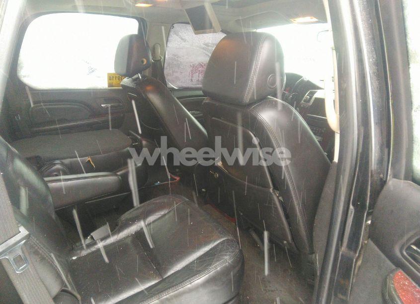 Photo 8 of 2007 Cadillac Escalade STANDARD (VIN 1GYFK638X7R200425)