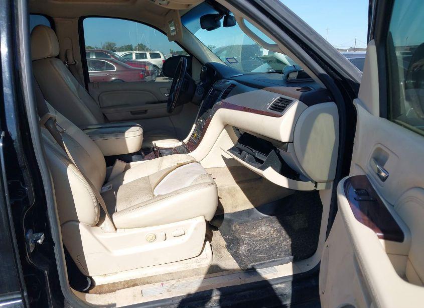 Photo 5 of 2008 Cadillac Escalade ESV STANDARD (VIN 1GYFK66808R268925)