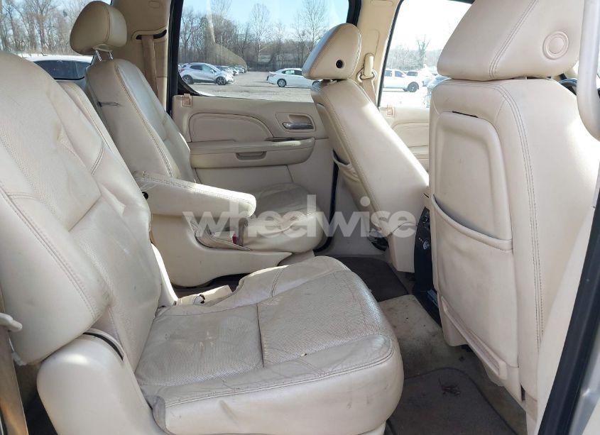 Photo 8 of 2008 Cadillac Escalade ESV STANDARD (VIN 1GYFK66818R153525)