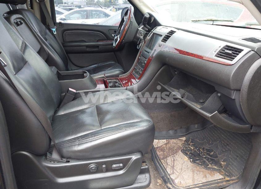 Photo 5 of 2008 Cadillac Escalade ESV STANDARD (VIN 1GYFK66828R106598)