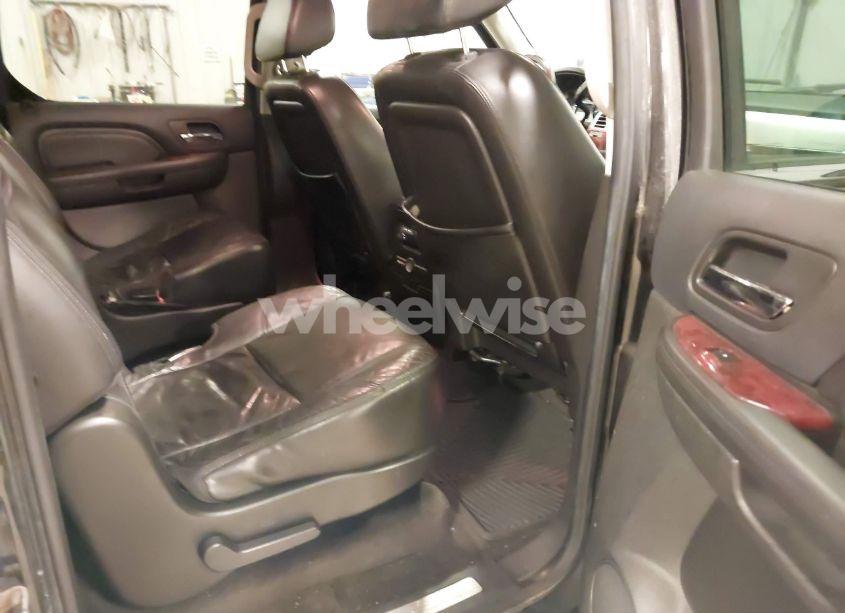 Photo 8 of 2008 Cadillac Escalade ESV STANDARD (VIN 1GYFK66858R232213)