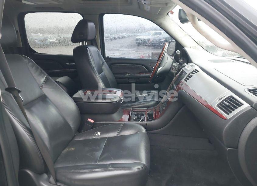 Photo 5 of 2007 Cadillac Escalade ESV STANDARD (VIN 1GYFK66867R360118)