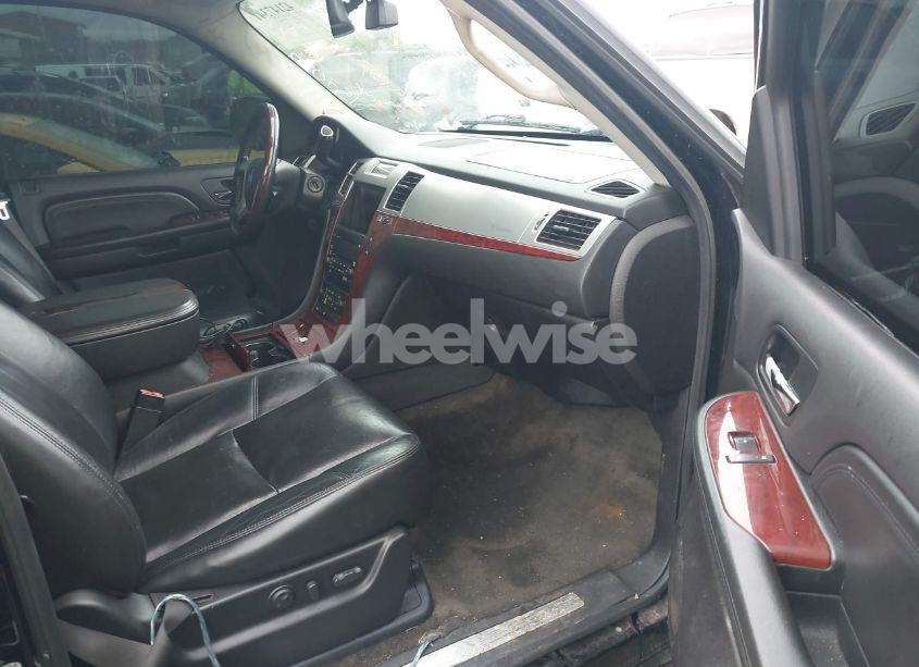 Photo 5 of 2008 Cadillac Escalade ESV STANDARD (VIN 1GYFK66868R157098)