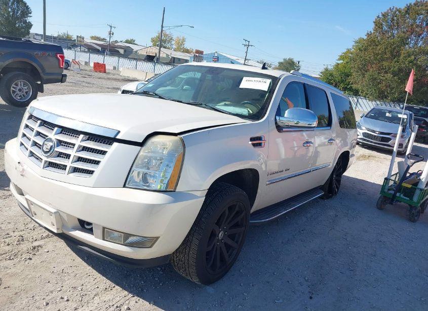 Photo 2 of 2007 Cadillac Escalade ESV STANDARD (VIN 1GYFK66877R206033)