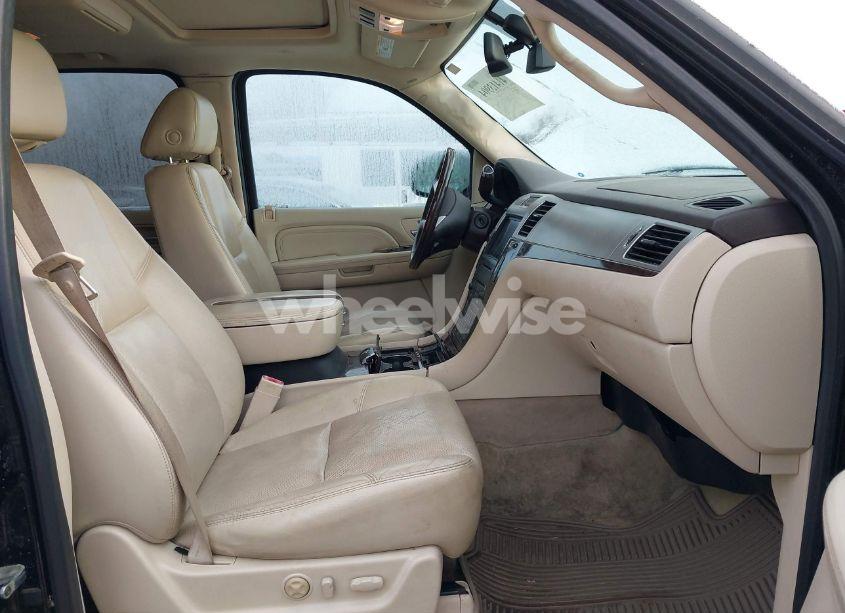 Photo 5 of 2008 Cadillac Escalade ESV STANDARD (VIN 1GYFK66878R196816)