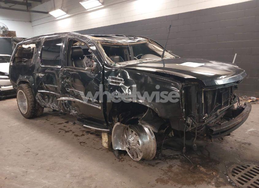 2008 Cadillac Escalade ESV STANDARD (VIN 1GYFK66888R142294) main photo