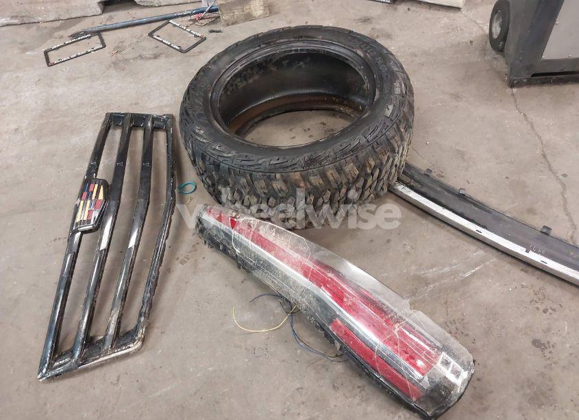 Photo 11 of 2008 Cadillac Escalade ESV STANDARD (VIN 1GYFK66888R142294)