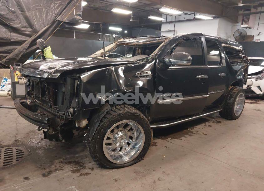 Photo 2 of 2008 Cadillac Escalade ESV STANDARD (VIN 1GYFK66888R142294)