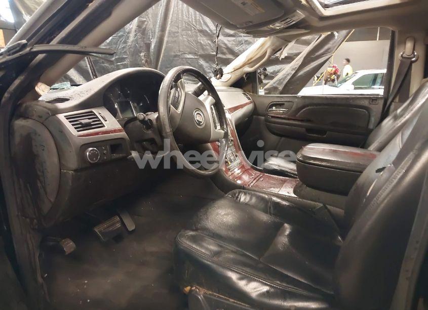 Photo 5 of 2008 Cadillac Escalade ESV STANDARD (VIN 1GYFK66888R142294)