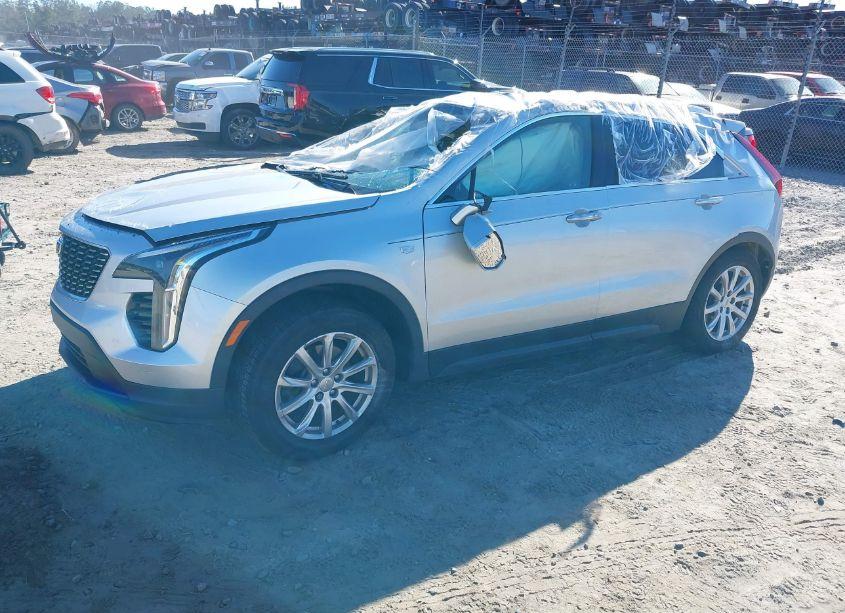 Photo 2 of 2019 Cadillac Xt4 LUXURY (VIN 1GYFZBR43KF103229)