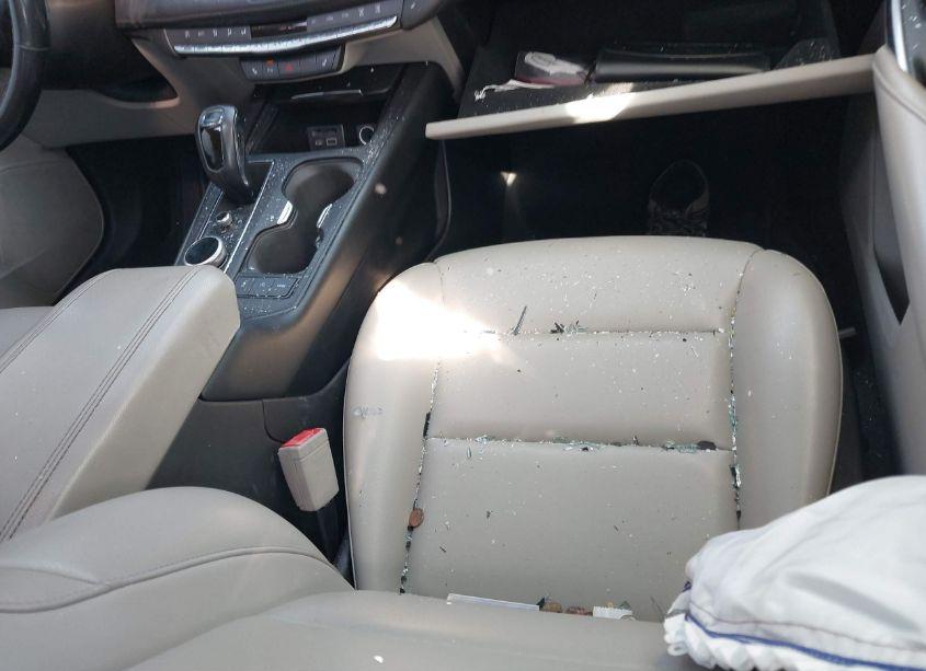 Photo 5 of 2019 Cadillac Xt4 LUXURY (VIN 1GYFZBR43KF103229)