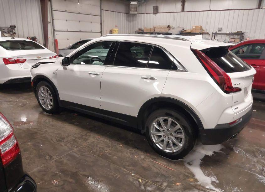 Photo 3 of 2021 Cadillac Xt4 AWD LUXURY (VIN 1GYFZBR44MF030018)