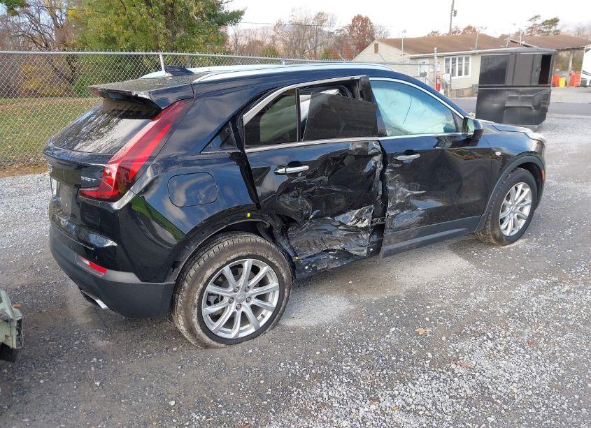 Photo 4 of 2021 Cadillac Xt4 AWD LUXURY (VIN 1GYFZBR46MF063232)