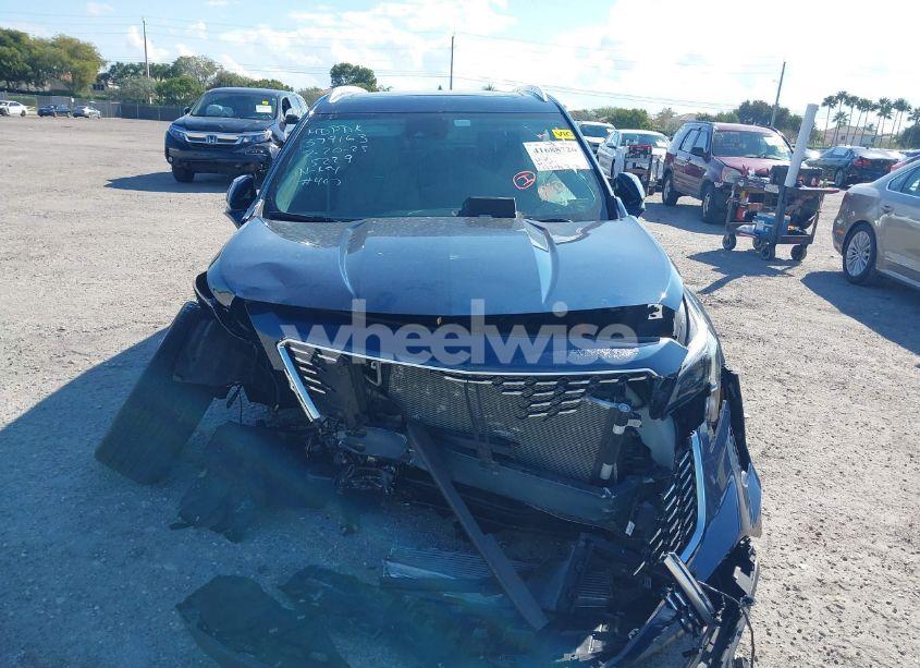 Photo 6 of 2020 Cadillac Xt4 FWD PREMIUM LUXURY (VIN 1GYFZCR40LF085229)