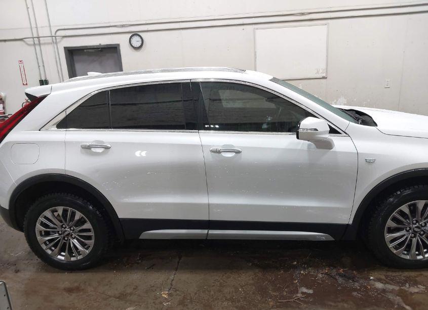 Photo 14 of 2022 Cadillac Xt4 FWD PREMIUM LUXURY (VIN 1GYFZCR40NF142709)