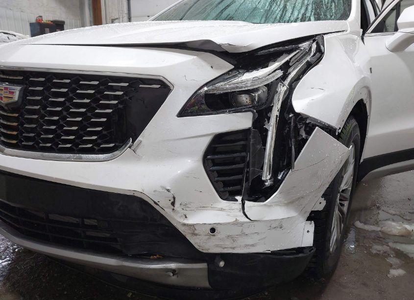 Photo 6 of 2022 Cadillac Xt4 FWD PREMIUM LUXURY (VIN 1GYFZCR40NF142709)