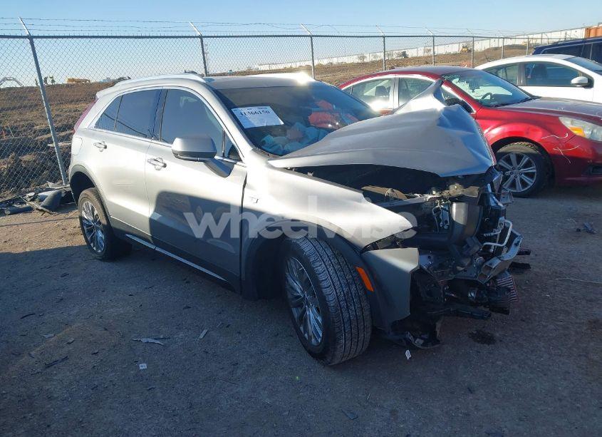 2024 Cadillac Xt4 FWD PREMIUM LUXURY (VIN 1GYFZCR40RF158284) main photo
