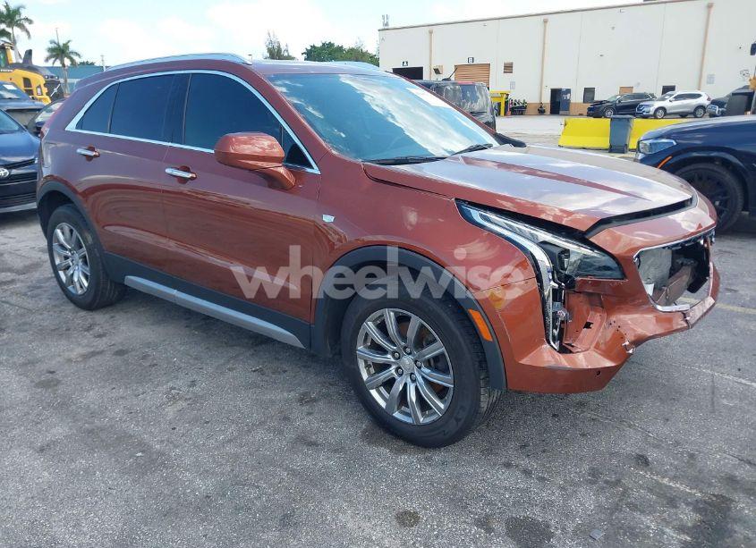 2019 Cadillac Xt4 PREMIUM LUXURY (VIN 1GYFZCR41KF183507) main photo