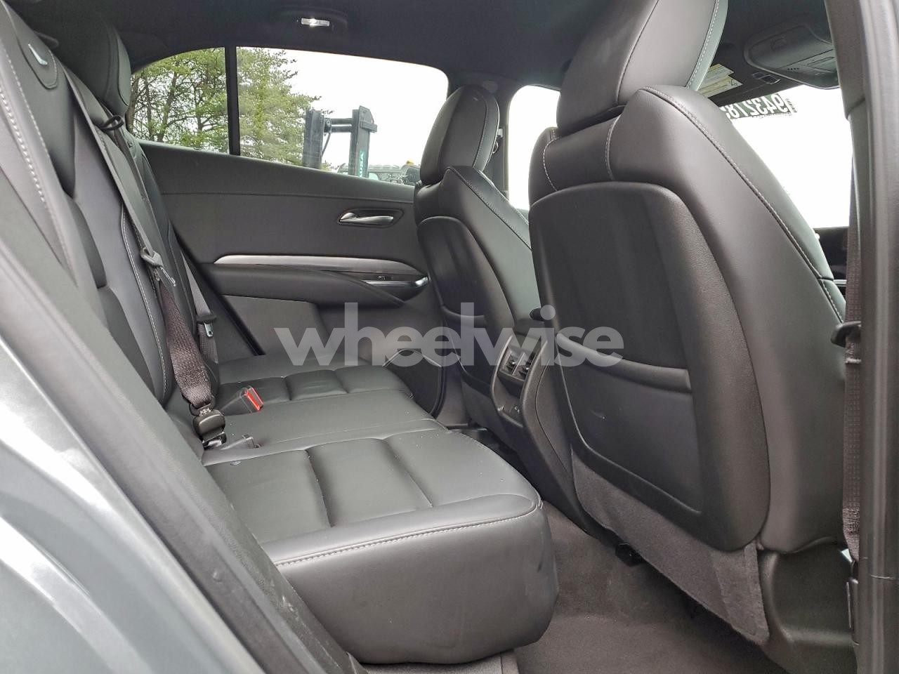 Photo 10 of 2024 CADILLAC XT4 PREMIUM LUXURY (VIN 1GYFZCR41RF214779)