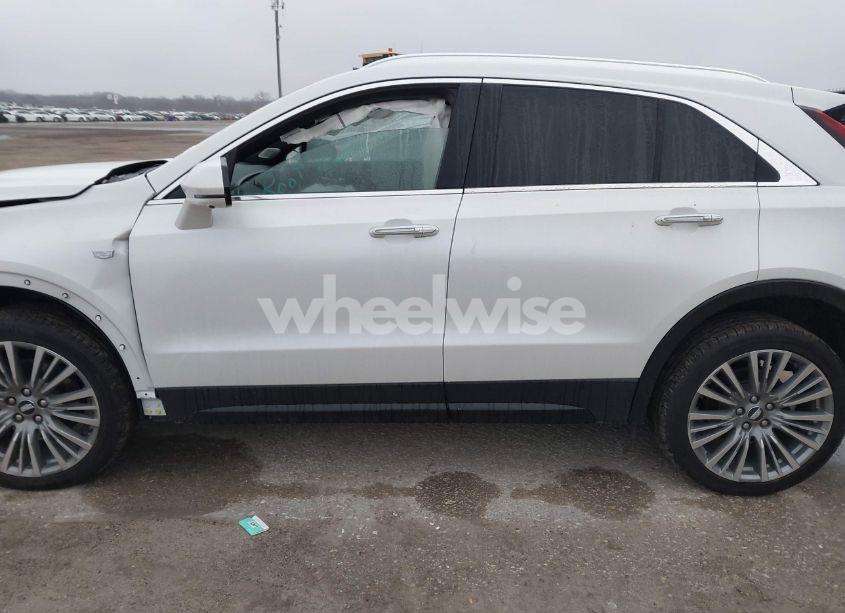 Photo 14 of 2024 Cadillac Xt4 FWD PREMIUM LUXURY (VIN 1GYFZCR41RF220114)