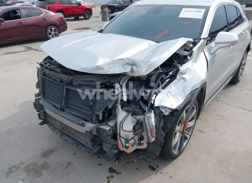 Photo 6 of 2019 Cadillac Xt4 PREMIUM LUXURY (VIN 1GYFZCR42KF189610)