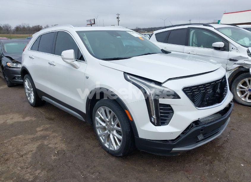 2022 Cadillac Xt4 FWD PREMIUM LUXURY (VIN 1GYFZCR42NF124440) main photo