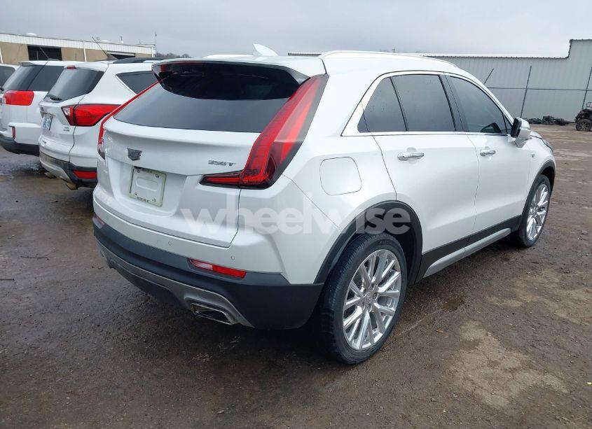 Photo 4 of 2022 Cadillac Xt4 FWD PREMIUM LUXURY (VIN 1GYFZCR42NF124440)
