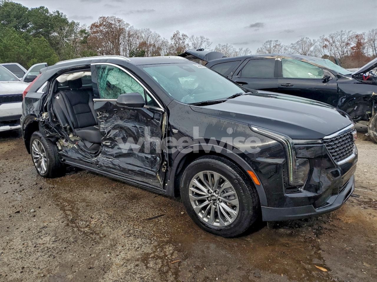 Photo 4 of 2025 CADILLAC XT4 PREMIUM LUXURY (VIN 1GYFZCR42SF126586)