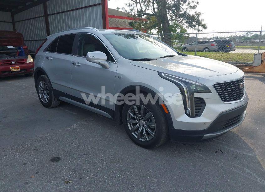 2020 Cadillac Xt4 FWD PREMIUM LUXURY (VIN 1GYFZCR44LF060642) main photo