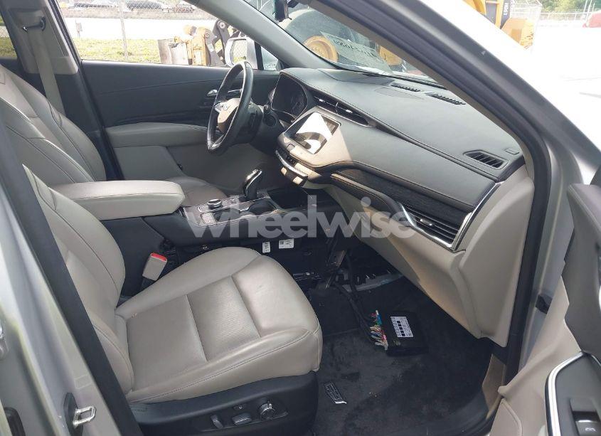 Photo 5 of 2020 Cadillac Xt4 FWD PREMIUM LUXURY (VIN 1GYFZCR44LF060642)