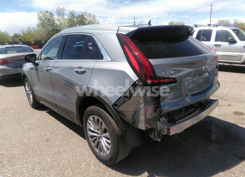 Photo 3 of 2024 Cadillac Xt4 FWD PREMIUM LUXURY (VIN 1GYFZCR46RF221436)