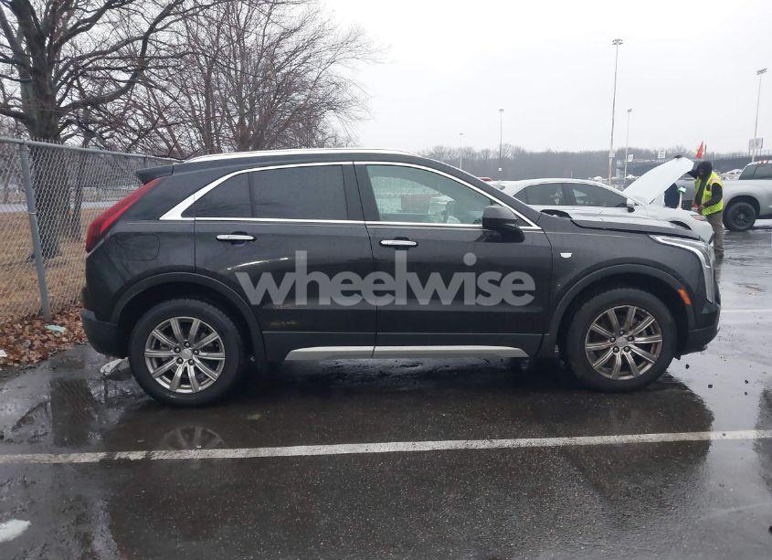 Photo 13 of 2019 Cadillac Xt4 PREMIUM LUXURY (VIN 1GYFZCR49KF211022)