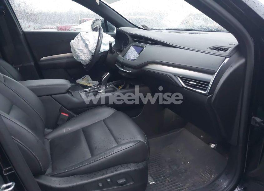 Photo 5 of 2019 Cadillac Xt4 PREMIUM LUXURY (VIN 1GYFZCR49KF211022)