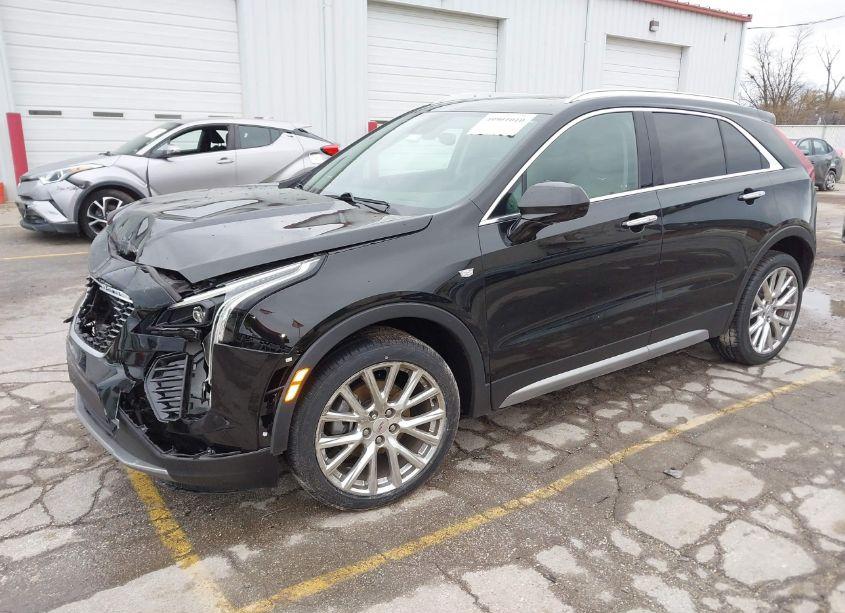 Photo 2 of 2019 Cadillac Xt4 PREMIUM LUXURY (VIN 1GYFZCR4XKF205195)