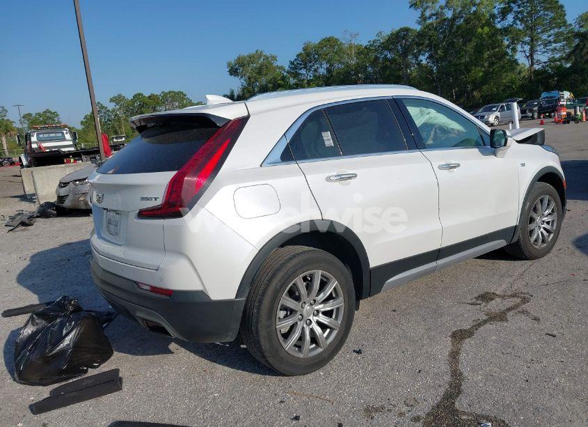 Photo 4 of 2021 Cadillac Xt4 FWD PREMIUM LUXURY (VIN 1GYFZCR4XMF080010)