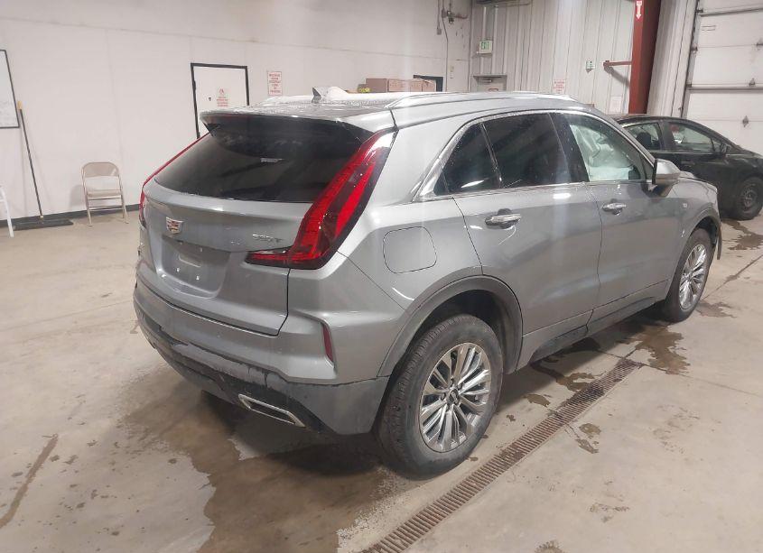Photo 4 of 2024 Cadillac Xt4 AWD PREMIUM LUXURY (VIN 1GYFZDR41RF149759)