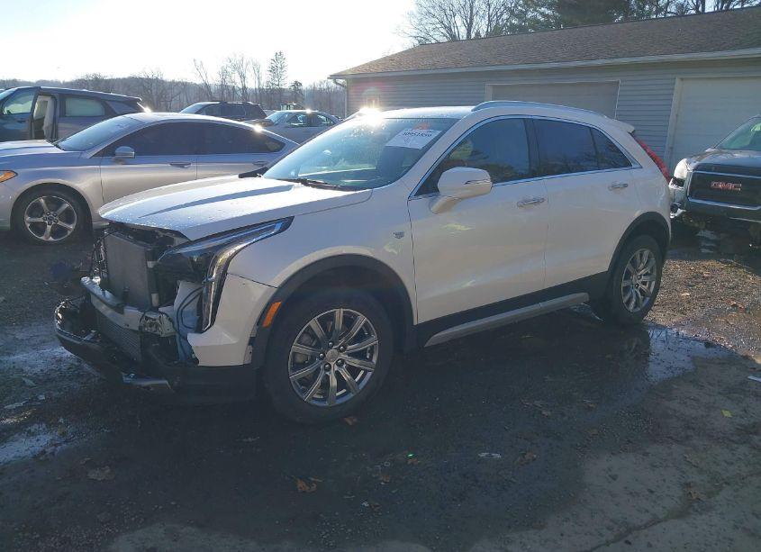 Photo 2 of 2021 Cadillac Xt4 AWD PREMIUM LUXURY (VIN 1GYFZDR42MF033351)