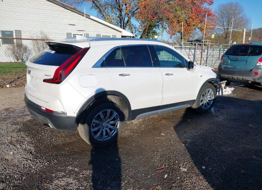 Photo 4 of 2021 Cadillac Xt4 AWD PREMIUM LUXURY (VIN 1GYFZDR42MF033351)